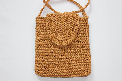 HAND-KNITTED STRAW SHOULDER BAG