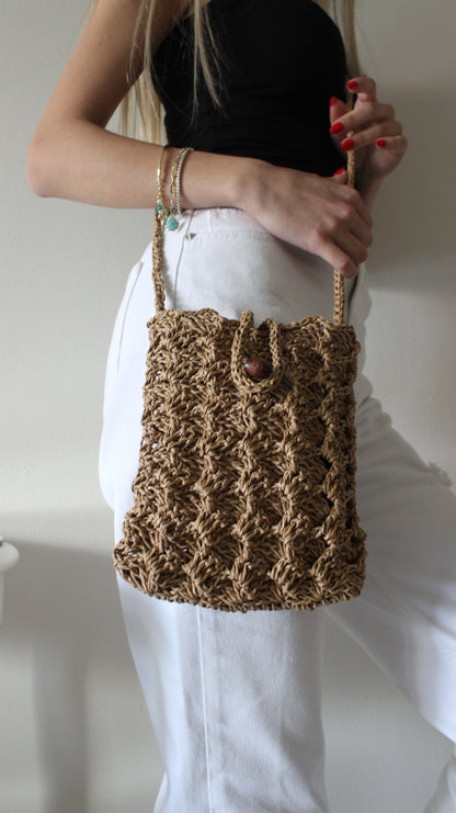 HAND-KNITTED PATTERNED SHOULDER BAG (BROWN)